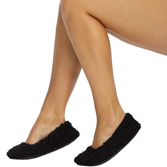 HUE WOMEN'S FAUX FUR BALLERINA SLIPPERS (NEVER WORN) - Picture 5 of 5